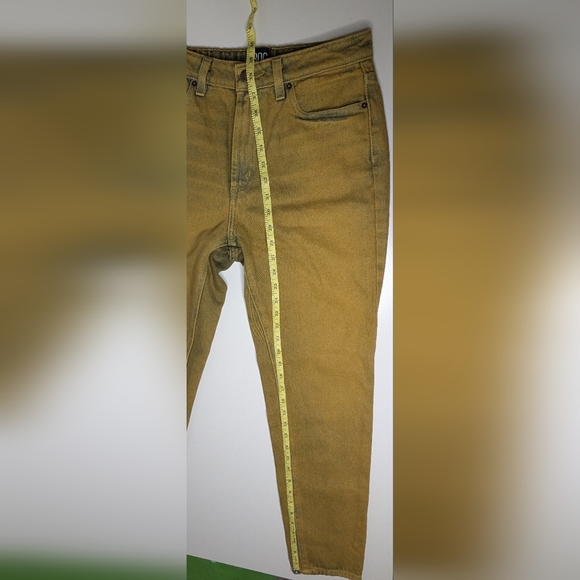 BDG Womens US 26 Mom High Rise Orange/Gold Acid Wash Jeans Preowned - Picture 10 of 13